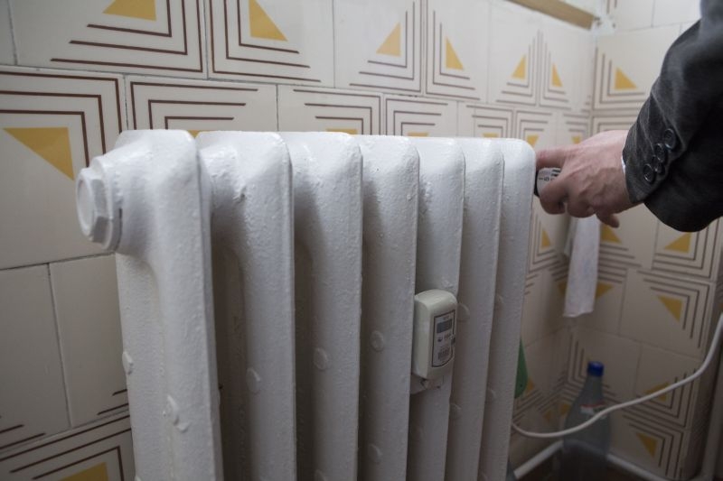 Vine frigul! Căldura şi apa caldă se taie începând de miercuri la toate asociaţiile cu datorii din Galaţi