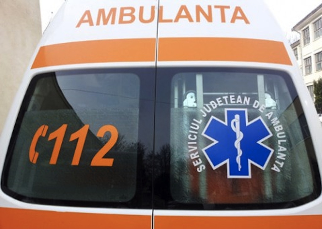 Copil rănit de un vecin cu palma grea. Care a fost motivul "corecţiei"