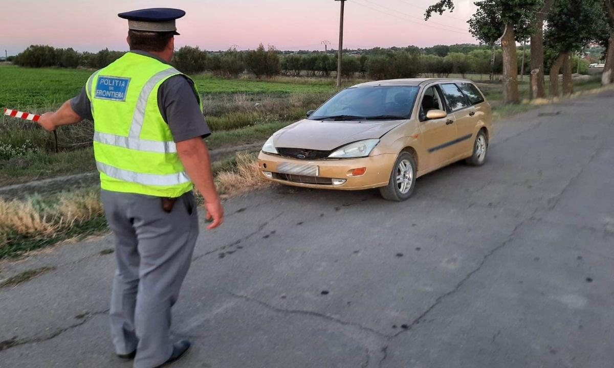 Sexagenar fără permis, la volan