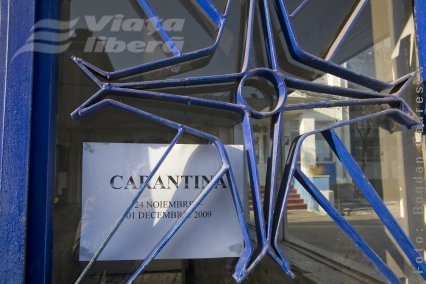 Virusul A(H1N1) dă târcoale şi la Inspectoratul Şcolar