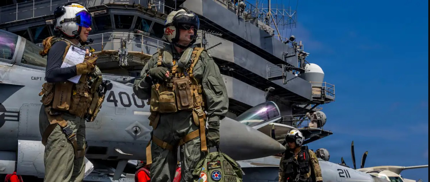 Armata SUA stă la granița Iranului cu forțe uriașe. Atac, presiune sau negocieri