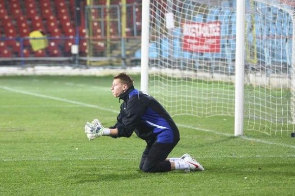 “Kahn” de Galaţi califică Oţelul după loviturile de departajare