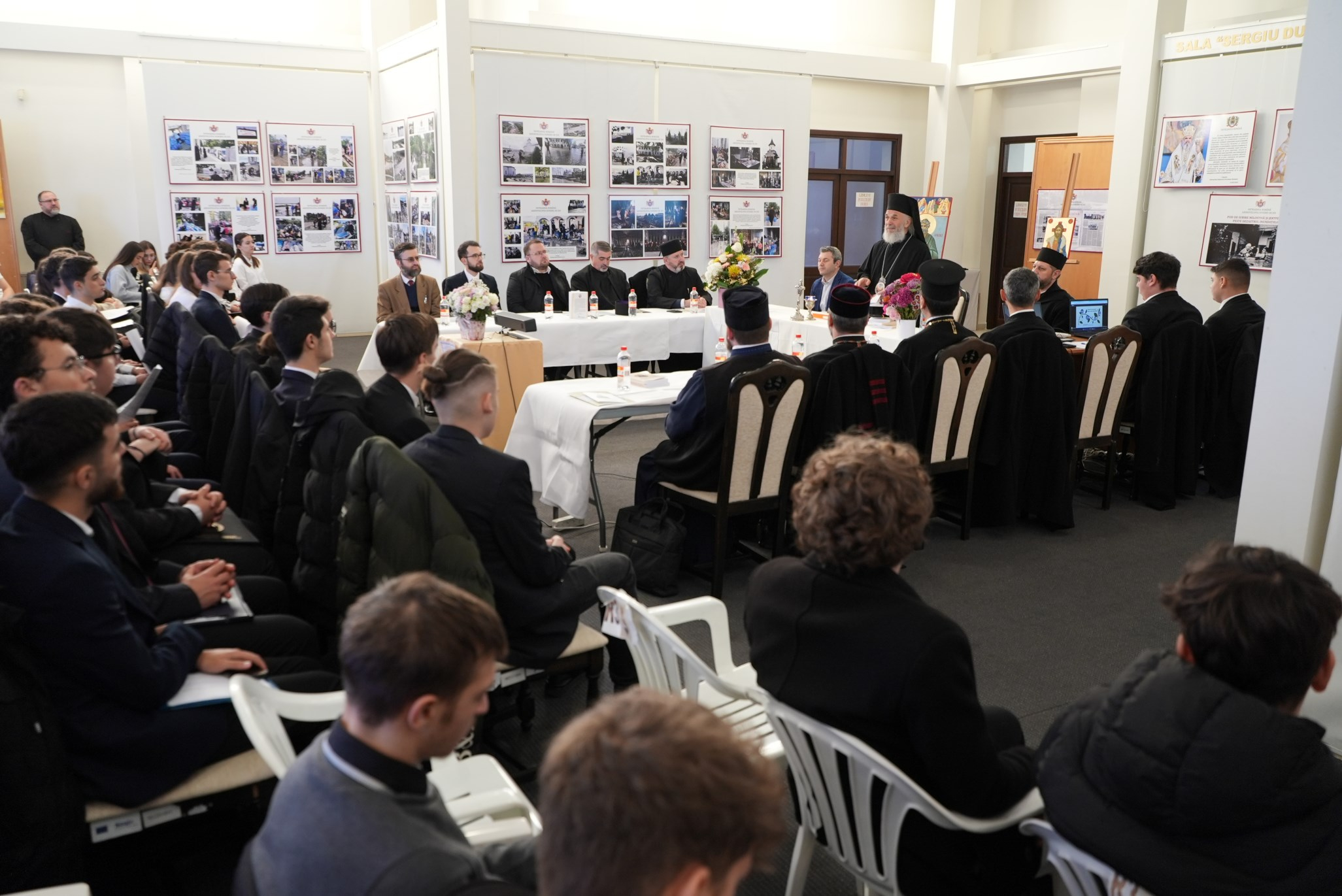 Simpozion cultural-misionar și educațional