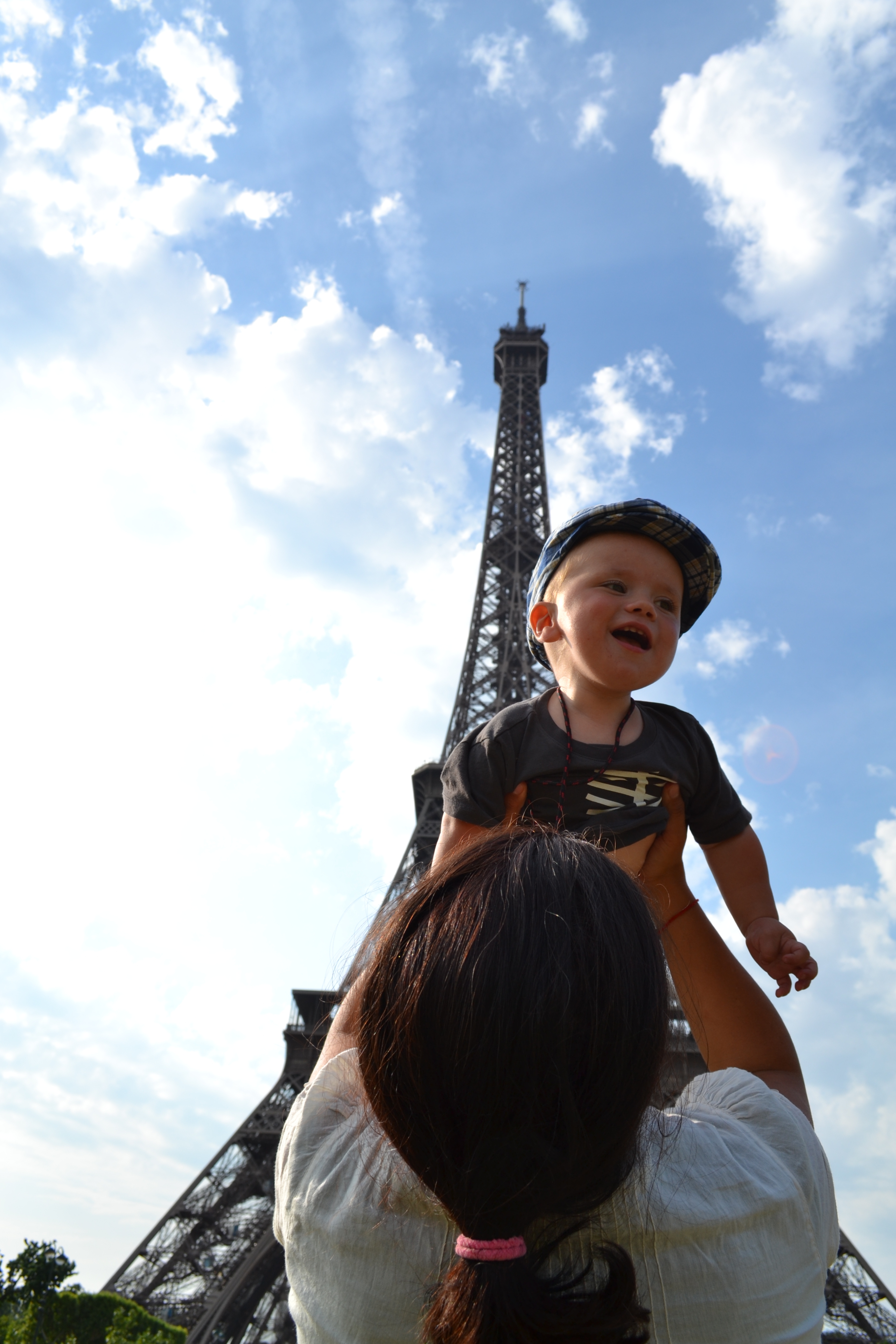 O familie gălăţeană a promovat România frumoasă  în 15 ţări europene (GALERIE FOTO)
