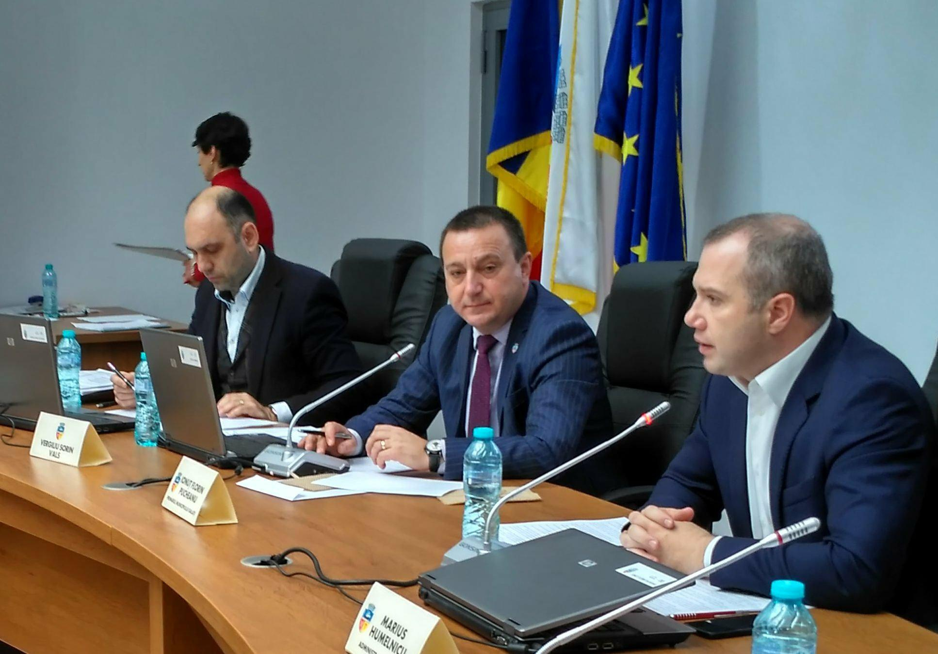 Consilierul local Vergiliu Vals va fi director general în Primărie