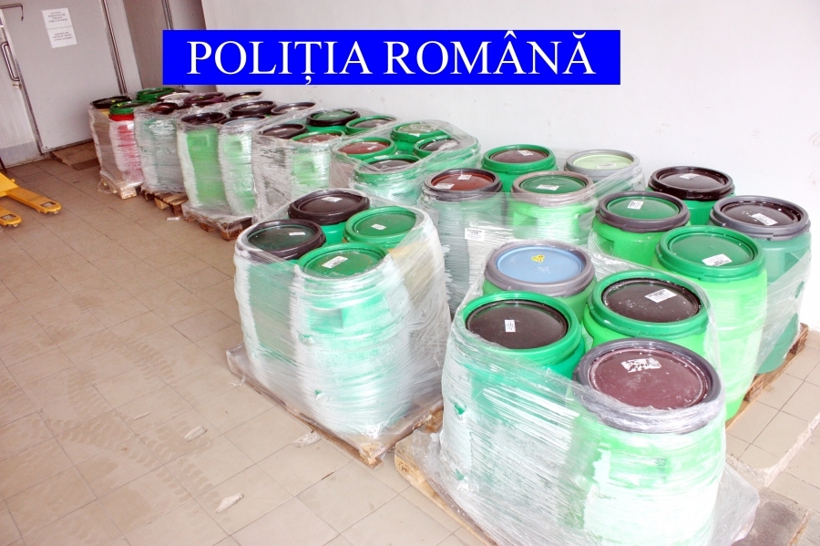 BRÂNZA EXPIRATĂ găsită la Galaţi NU a ajuns la VÂNZARE. Numele firmei este încă SECRET