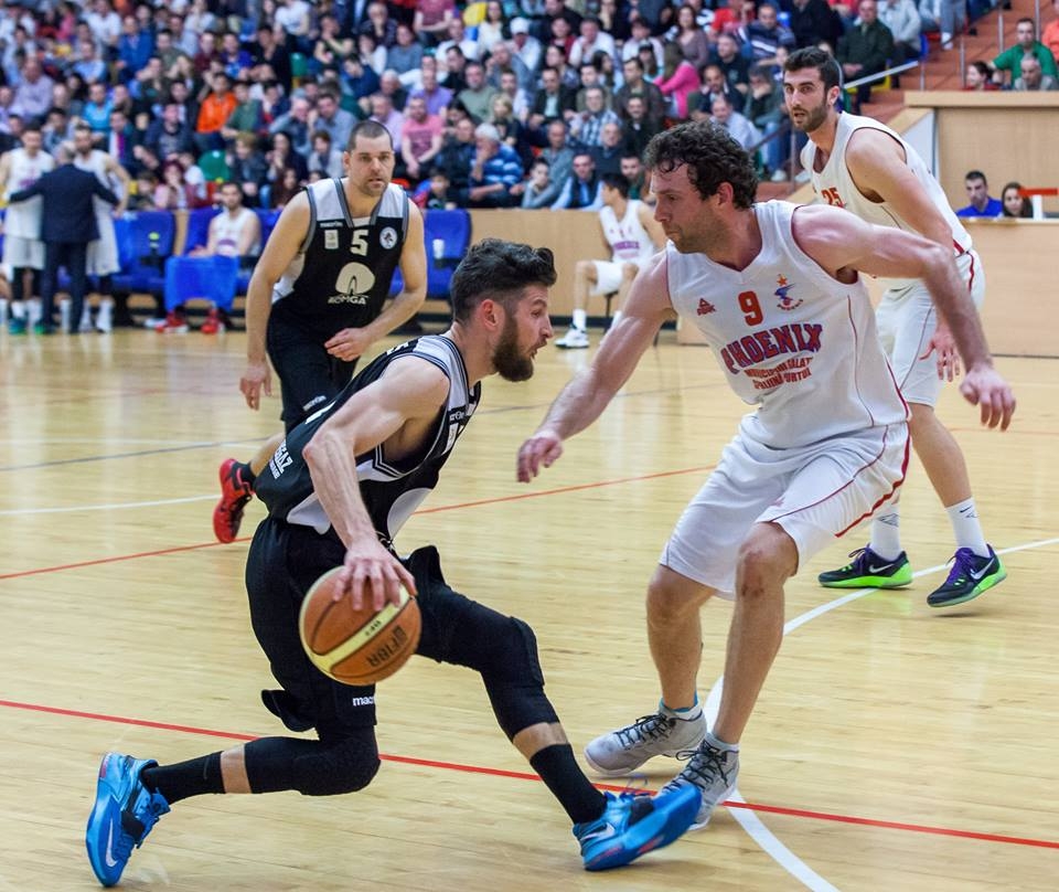 Phoenix, VICTORIE într-un meci cu două sute de puncte marcate l VIDEO