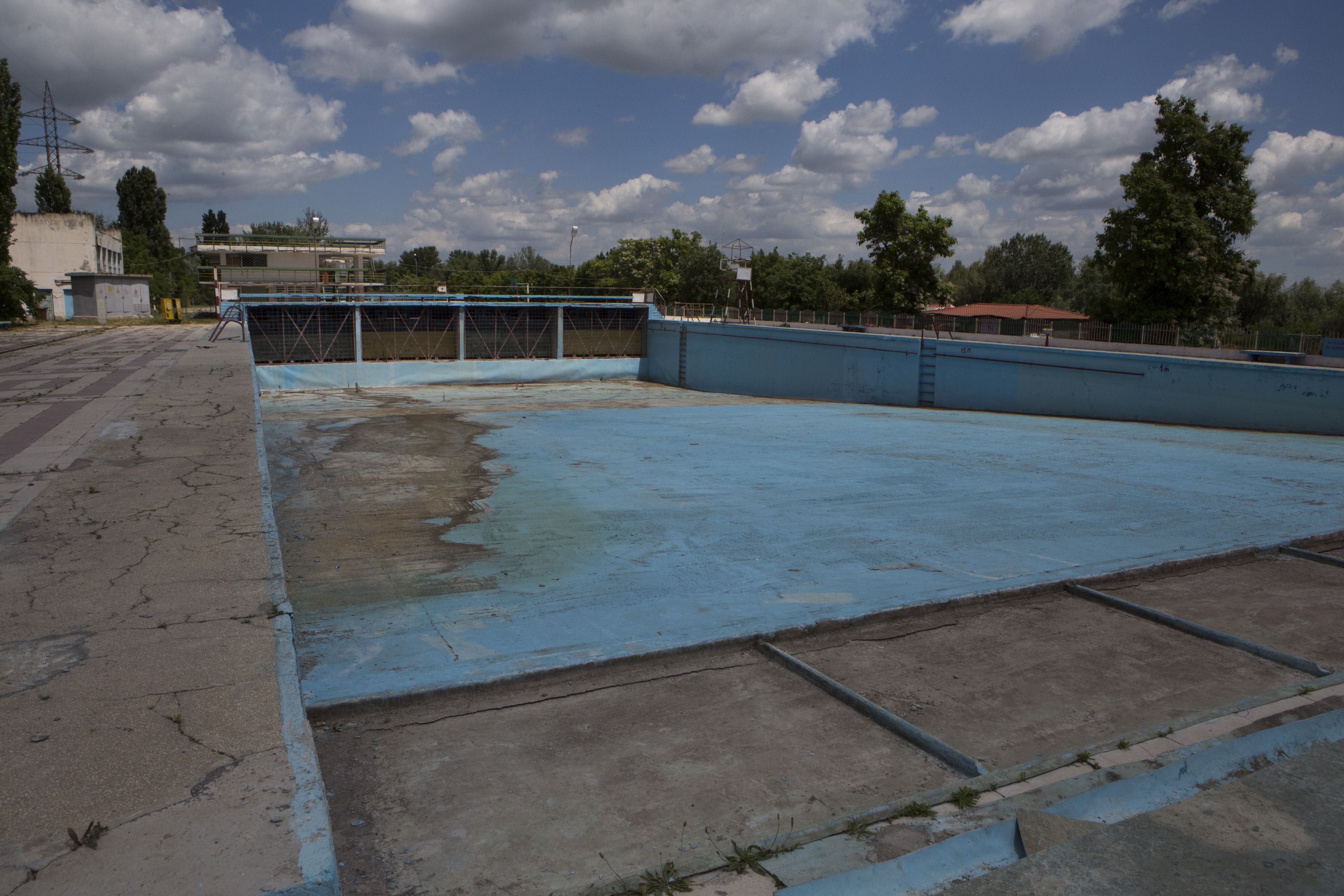 Gălăţenii vor avea o vară fără plajă sau bazin/ Am ajuns mai rău ca-n anii '70! (FOTO)