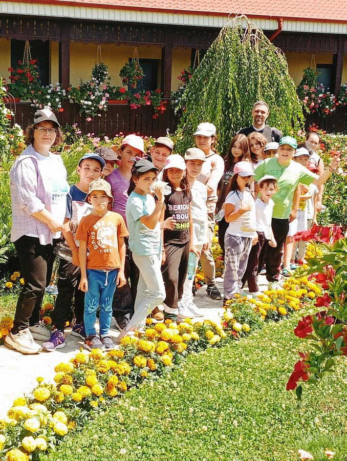 Vacanța din pridvorul bunicii (FOTO)