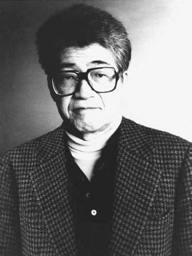 Scriitorul japonez Kobo Abe, autorul „Femeii nisipurilor”