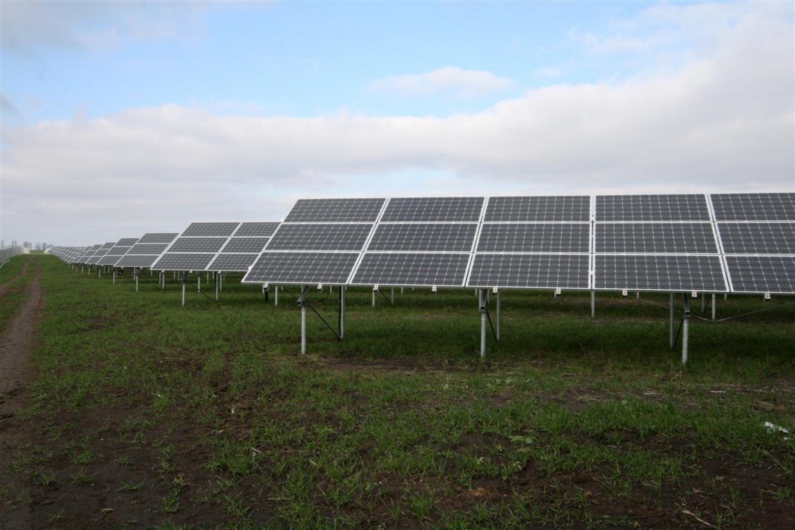 Judeţul roşu... fotovoltaic. Galaţiul are potenţial energetic sporit 