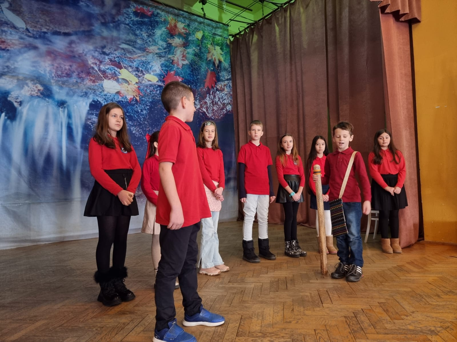 Omagiu eminescian, la Şcoala Româno-Britanică