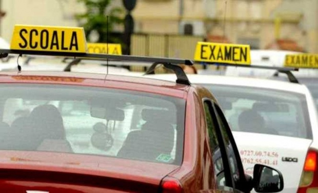 Examene pentru permisul de conducere