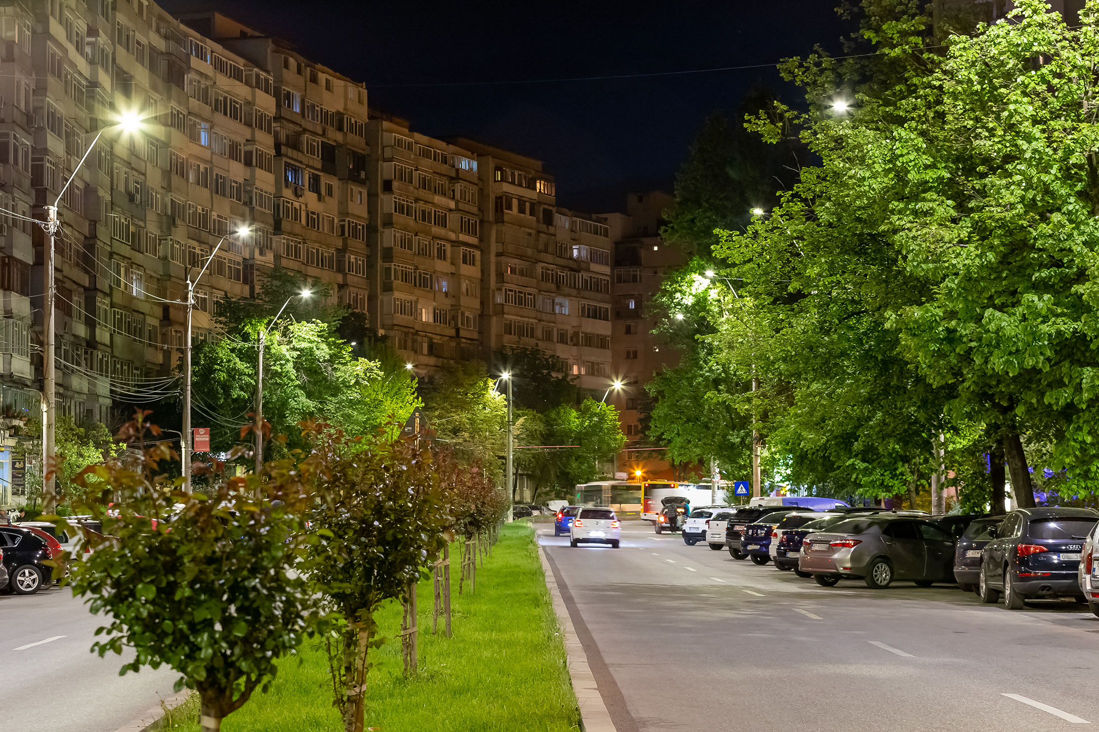 Finanţare pentru becuri LED, pe mai mult de 50 străzi din Galați