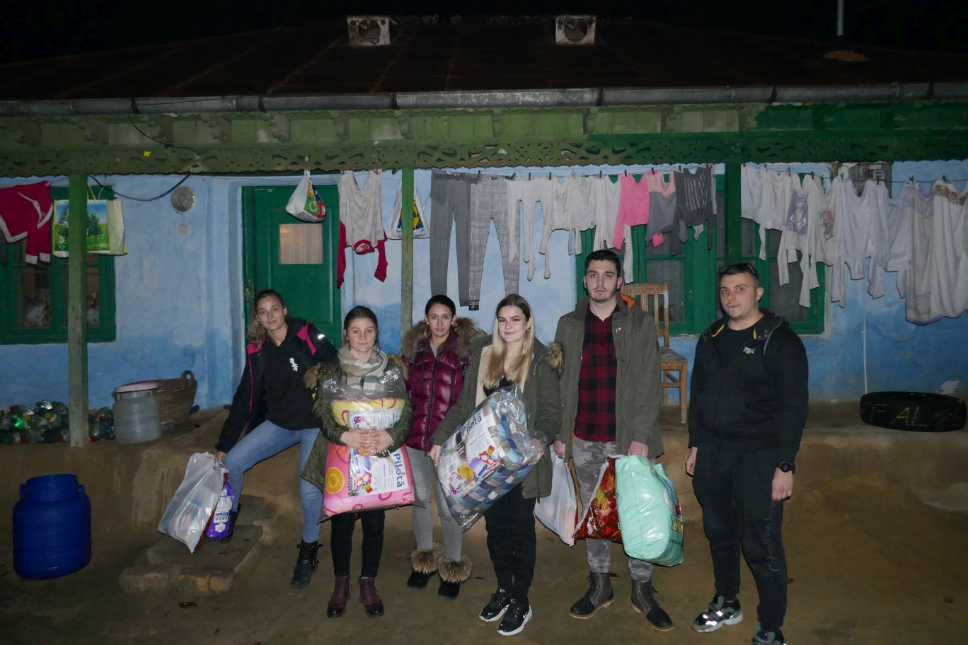 Acţiuni umanitare organizate de studenţi