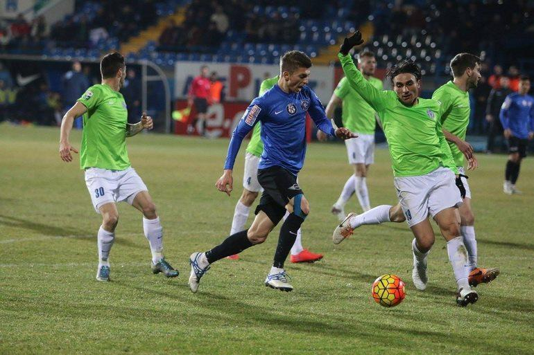 Luptă în trei pe două locuri în Liga I