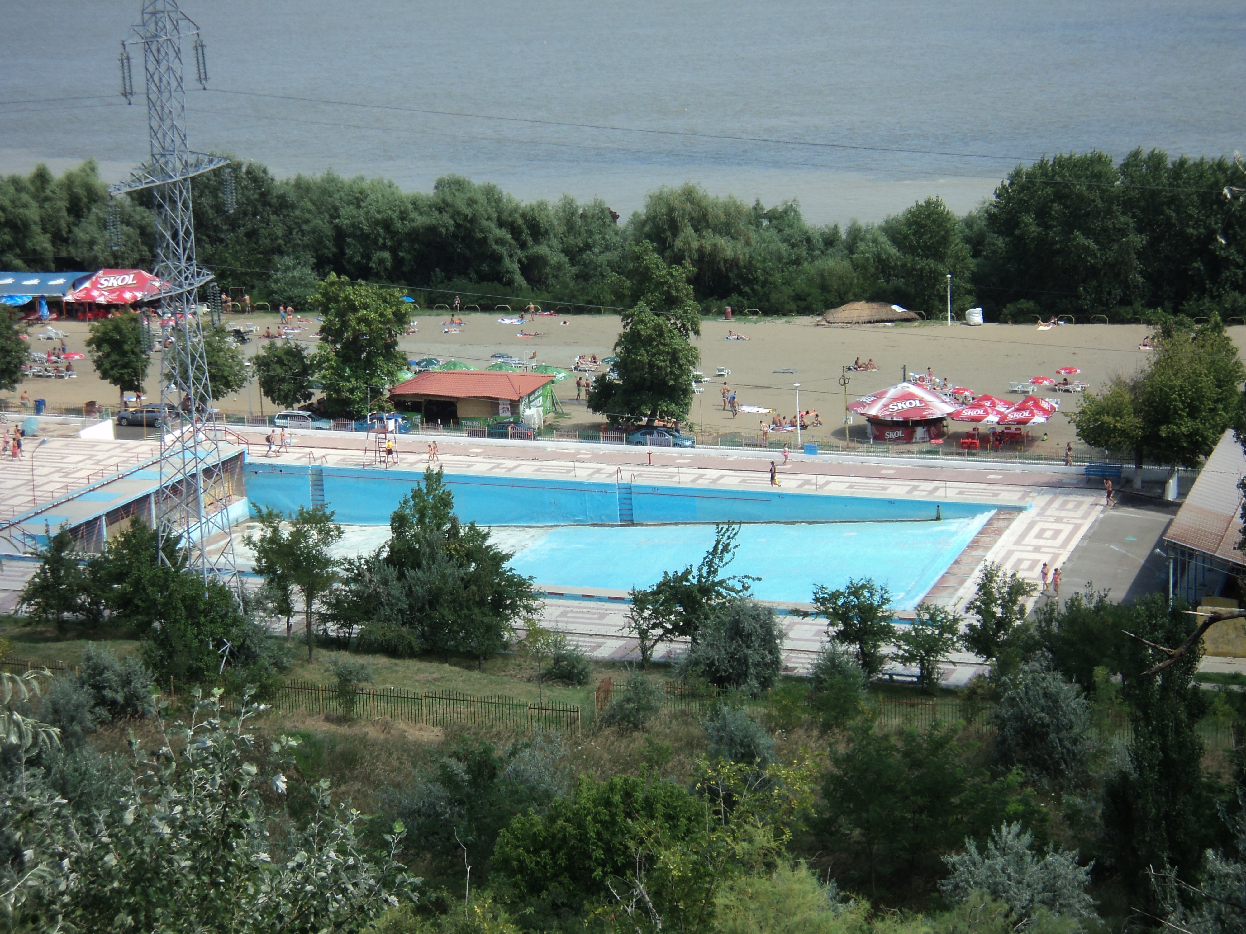 Speranţe pentru o vară viitoare: Plaja Dunărea va deveni aqua parc