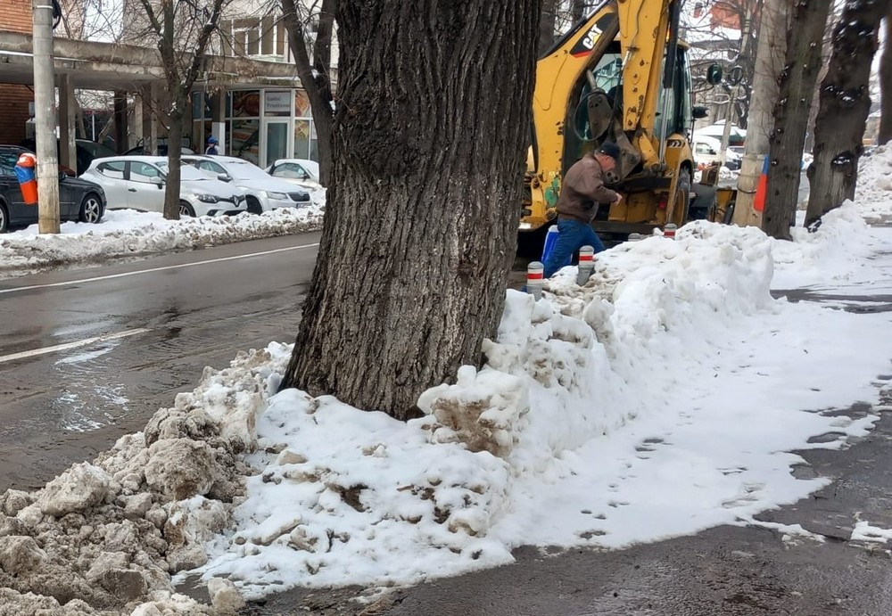 „Este o deszăpezire mediocră”, spune primarul Galaţiului