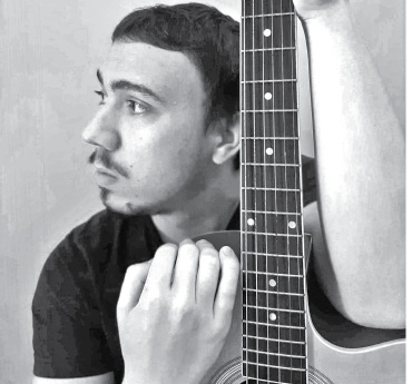 Cenaclul „Noduri şi Semne”. Cinism, sensibilitate, bombastic