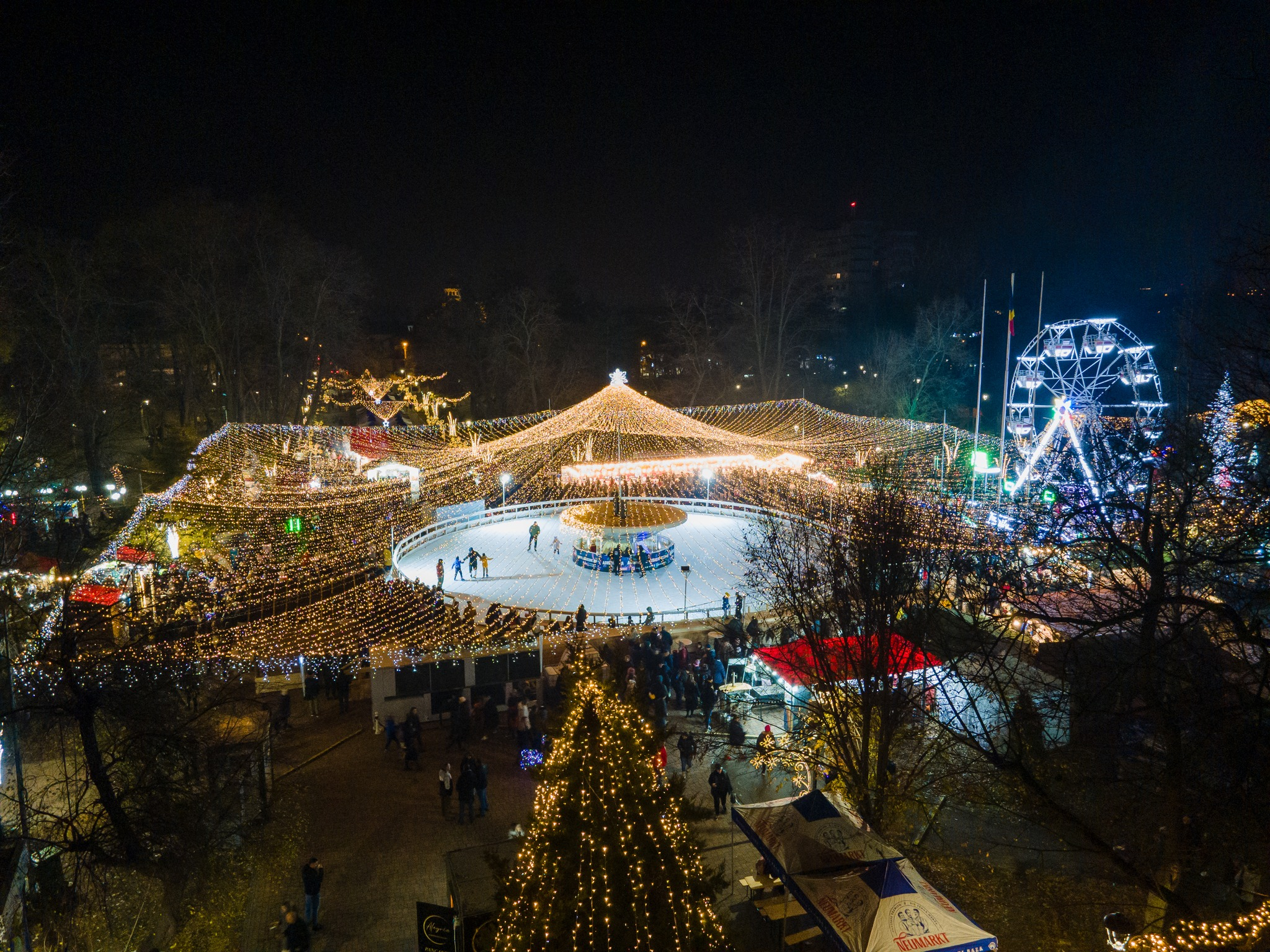 Ce artiști vor face spectacole în Grădina Publică