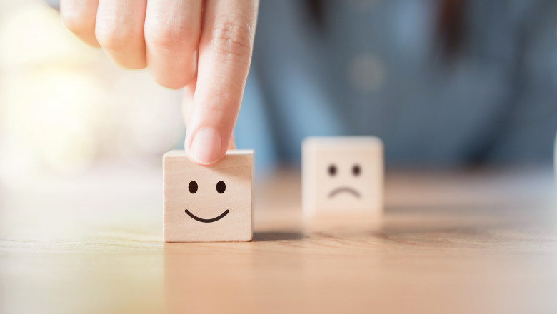 Studiu: Cu cât faci mai mult sex, cu atât eşti mai fericit