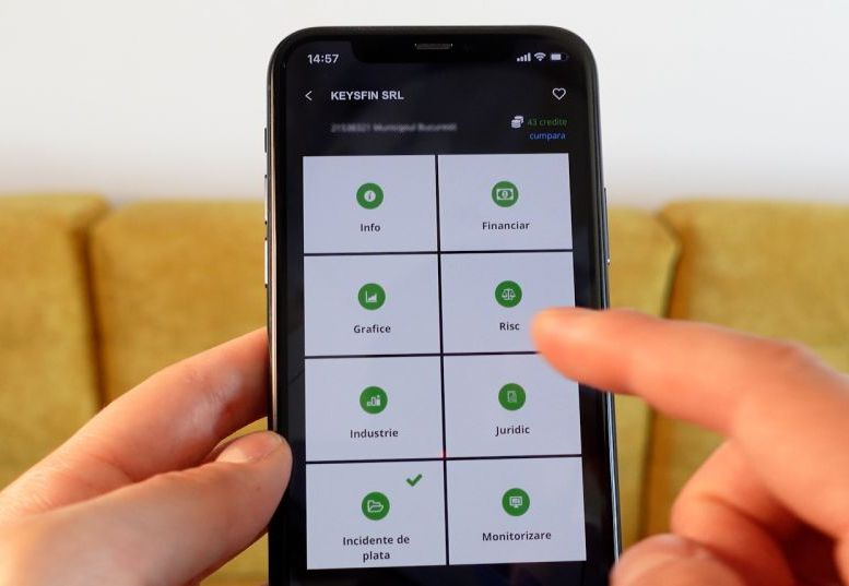 Aplicația de unde afli totul despre partenerii de afaceri