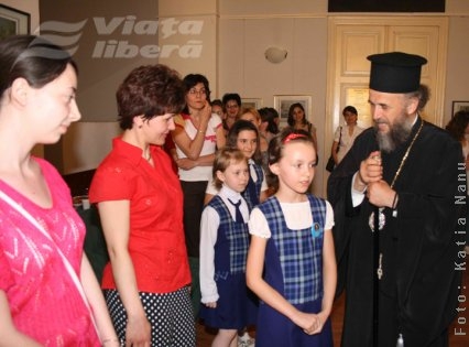 Copiii alungă răutatea