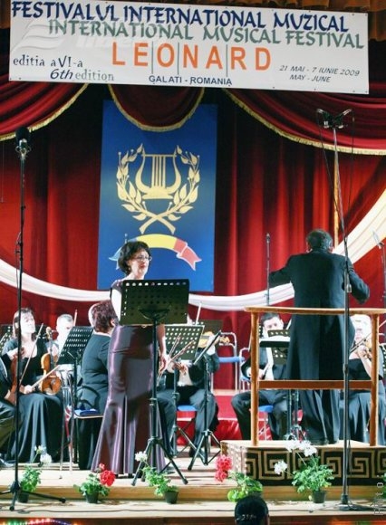 Maraton de patru spectacole la Festivalul Internaţional „Leonard”