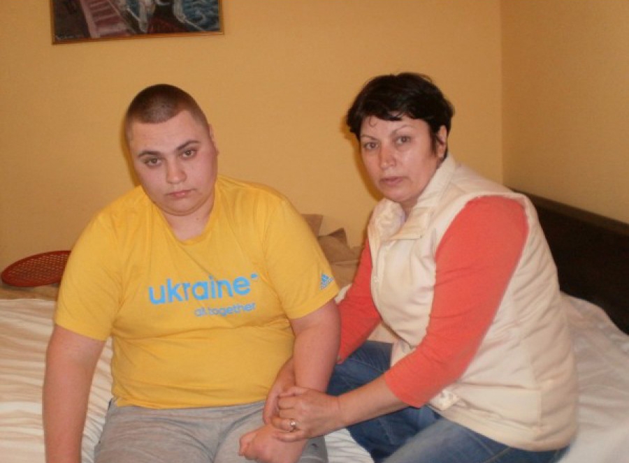 AMÂNARE pentru tânărul care CERE un milion de euro: Un nou termen, anul viitor