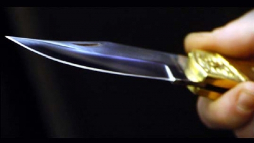 Ameninţări cu cuţite într-un hotel de pe faleză