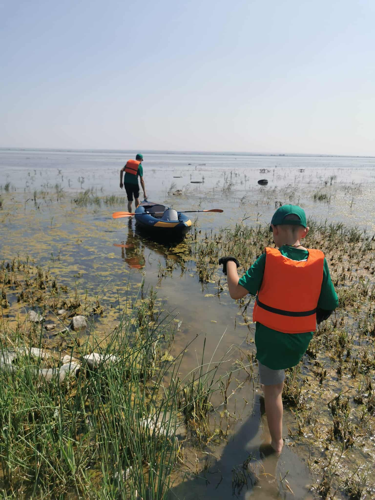 Acțiune internațională de ecologizare la Lacul Brateș