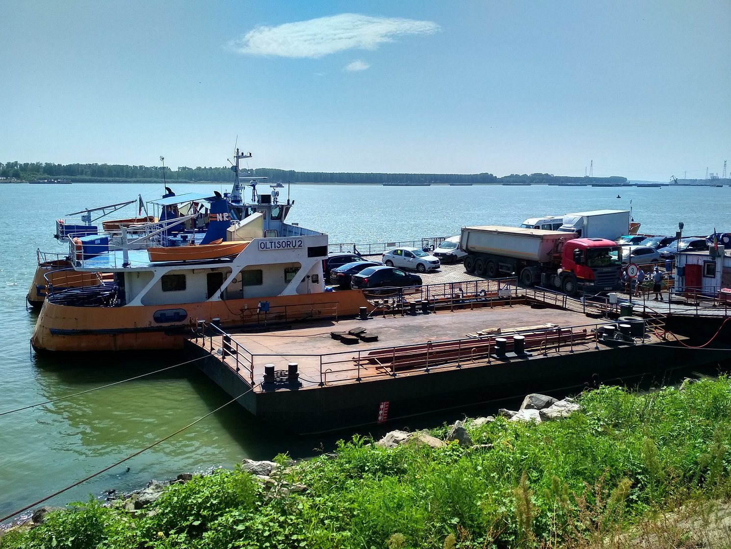 Patru ore fără bac la Galaţi