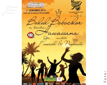 Balul bobocilor în stil hawaiian