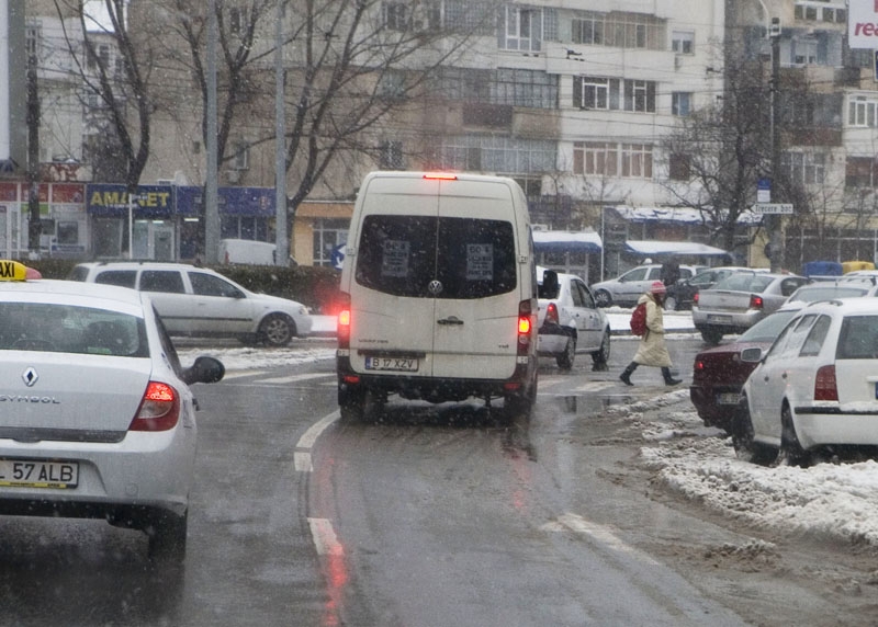 Impozite pe mijloacele de transport - Primăria strigă după bani