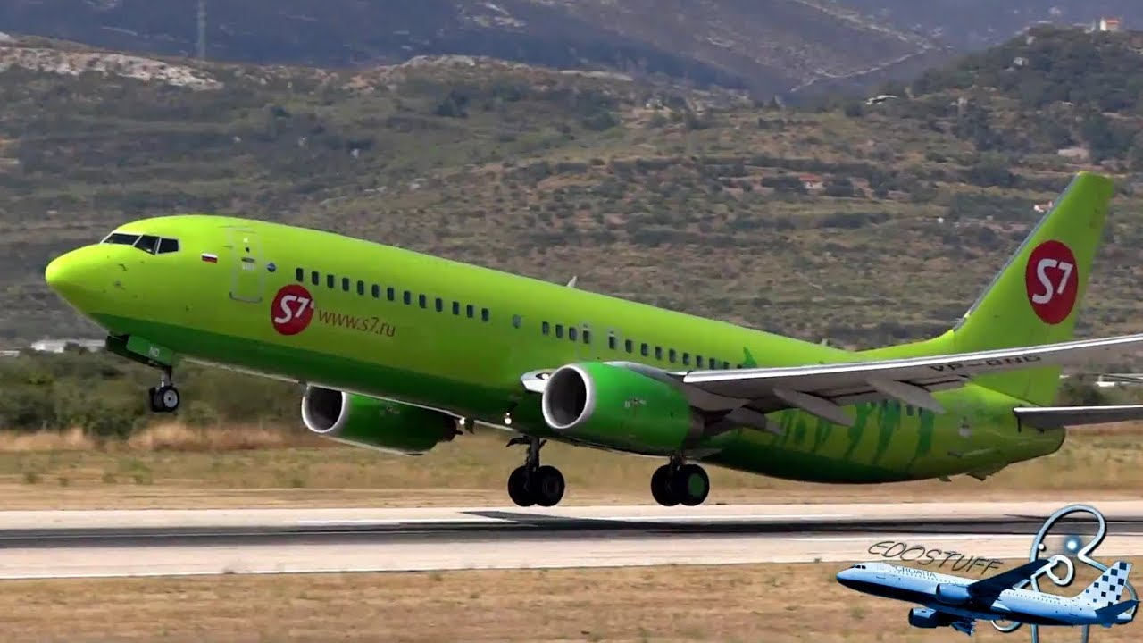 Un Boeing 737 s-a întors de urgență din drum pe un aeroport din Siberia