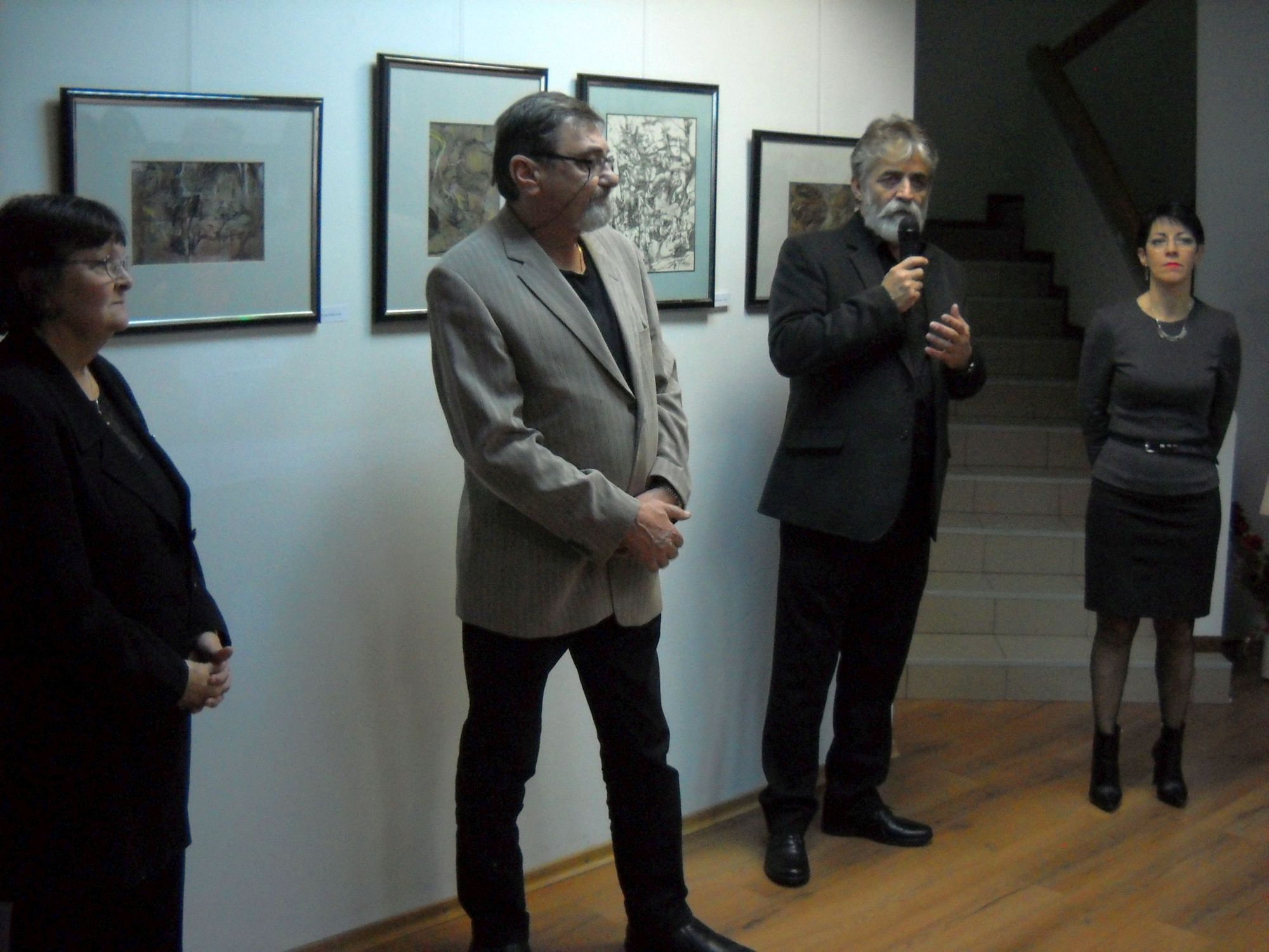 Sufletul lui Nae Săftoiu trece din mână-n mână