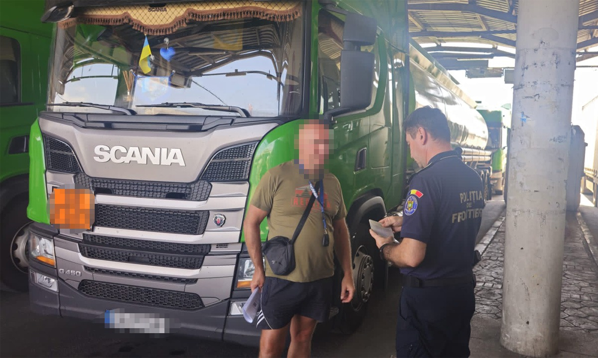 Ucrainean, șofer de TIR cu atestat fals