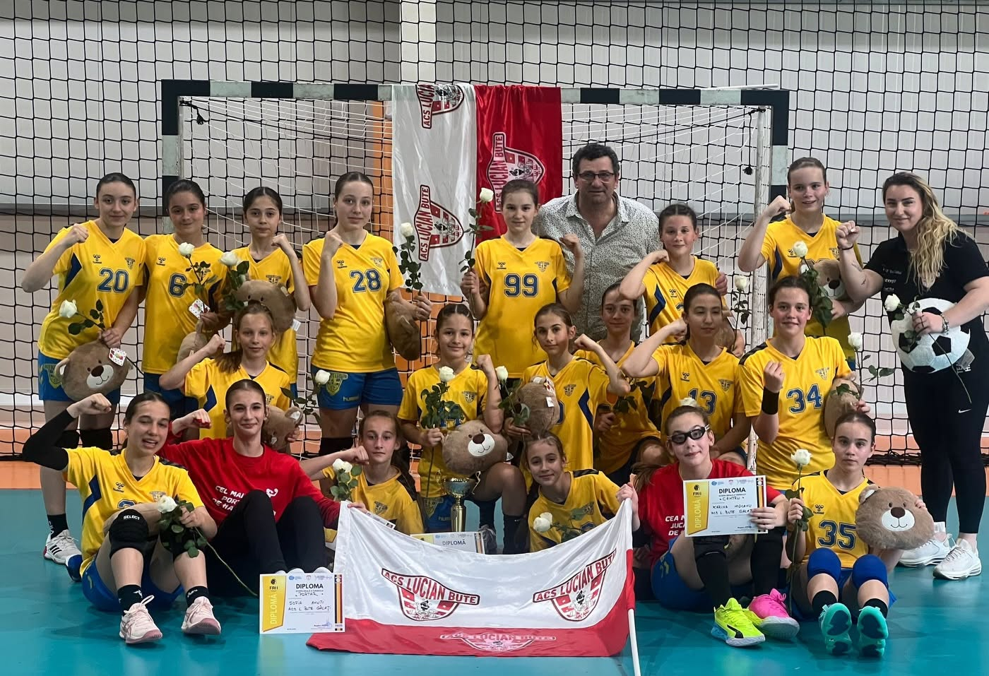 16 echipe luptă pentru trofee, la Galați și Brăila