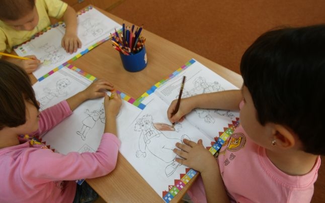 Mai multe GRĂDINIŢE vor fi construite, iar altele - reabilitate, în judeţul Tulcea