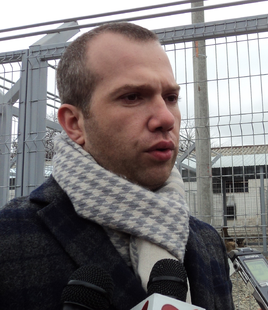 NINSORILE din Galaţi l-au prins pe şeful Ecosal cu utilajele în Paris