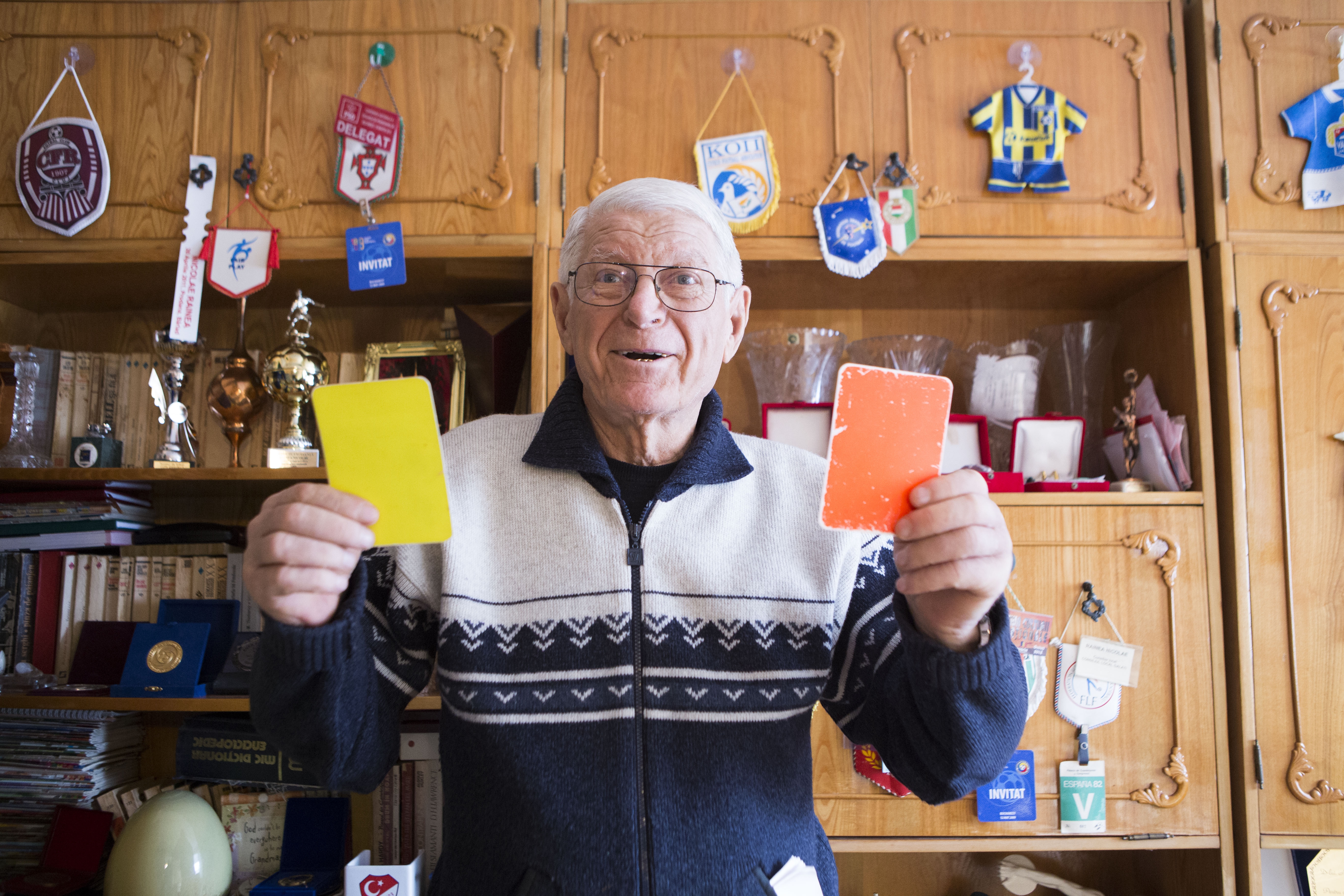 UPDATE/ Doliu în sportul românesc: Cel mai bun arbitru român din toate timpurile, Nicolae Rainea, s-a stins din viaţă