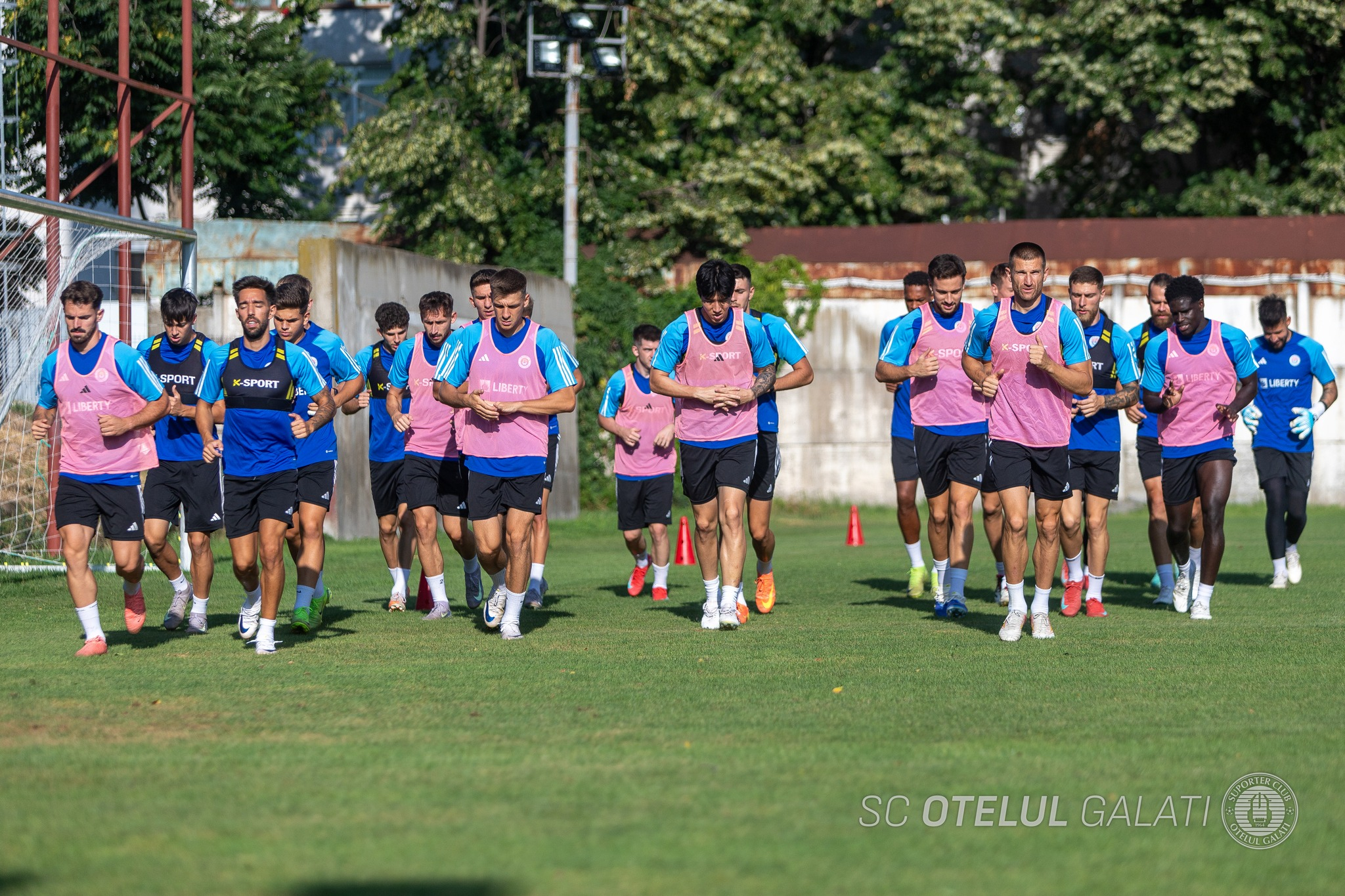 Oțelul, în căutarea a încă doi jucători pentru completarea lotului