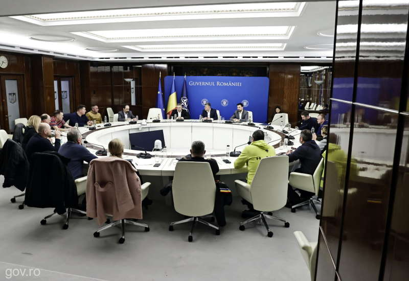 Fermierii și transportatorii încetează protestele. Acord semnat la Palatul Victoria