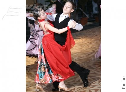 Azi, spectacol în centrul Galaţiului