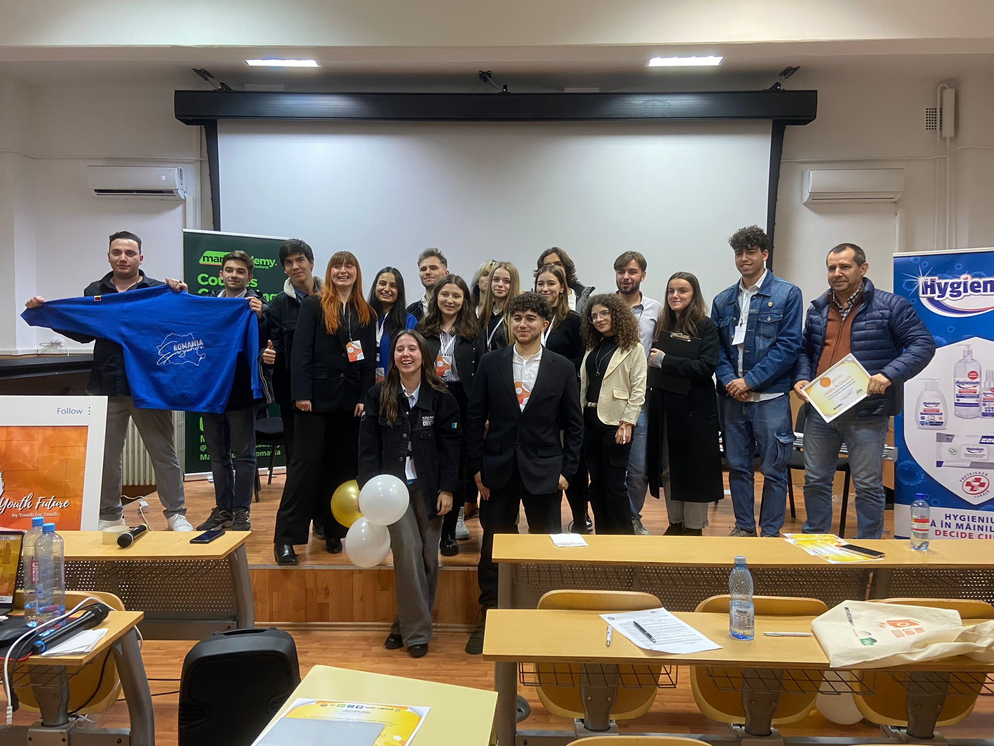 Oportunități de voluntariat pentru tinerii din Galați. Experienţă şi implicare socială