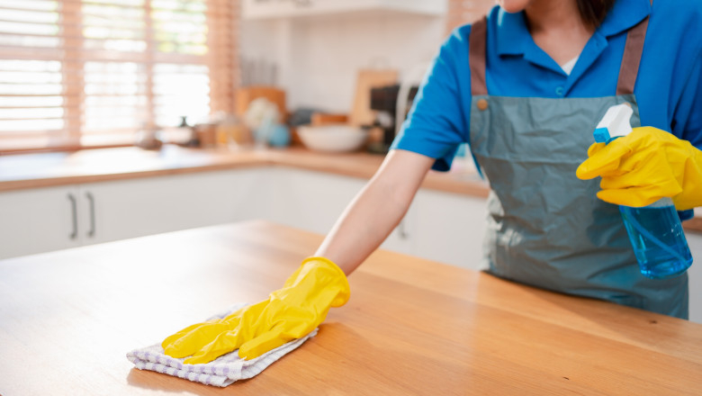 Aproape 1.500 de gălățeni s-au înregistrat ca prestatori casnici