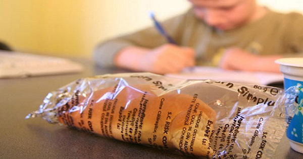 Programul „Masă sănătoasă”, la şcoala şi grădniţa din Cuca