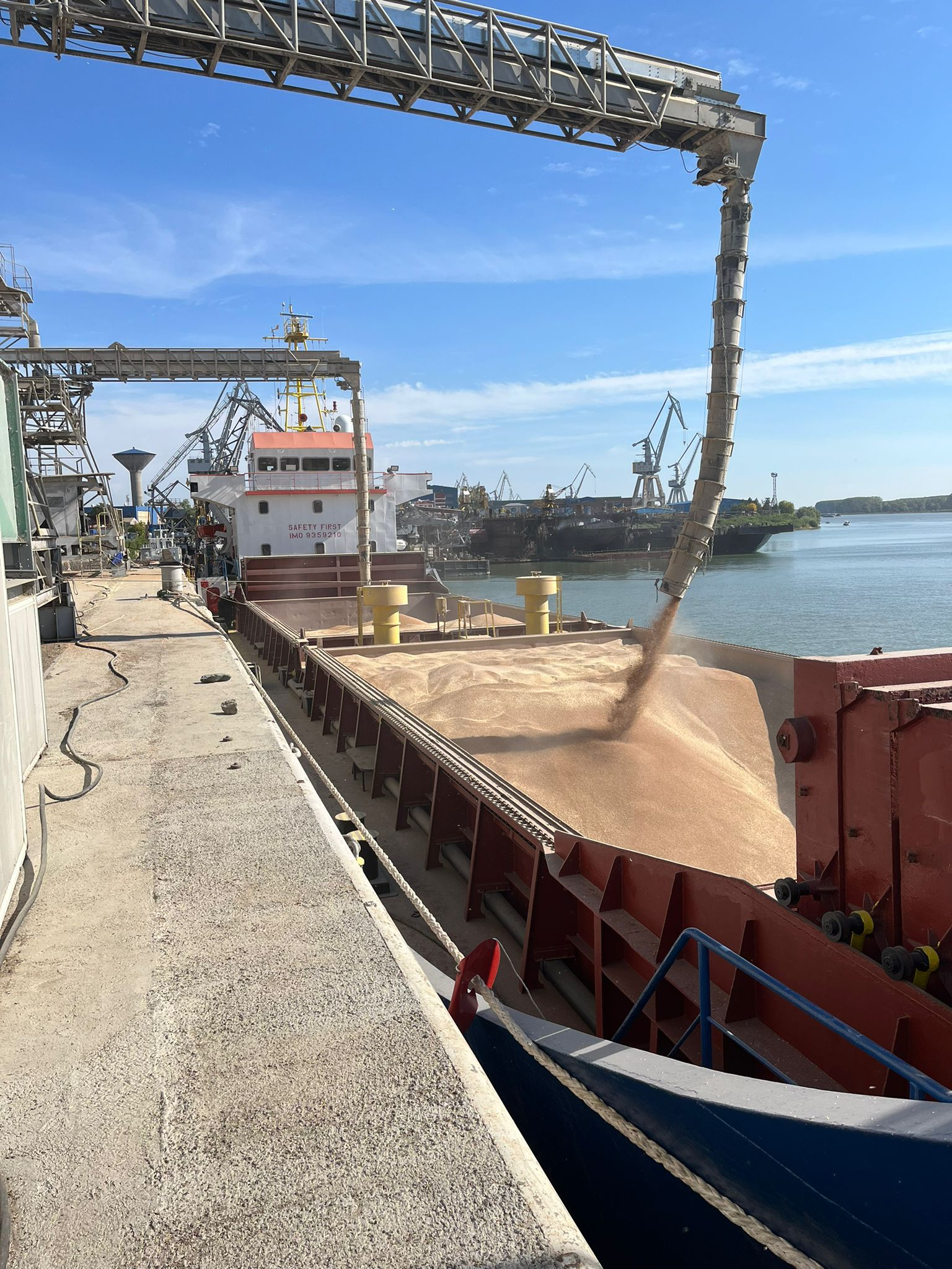 Porturile de la Dunăre, „victime colaterale” ale războiului din Ucraina