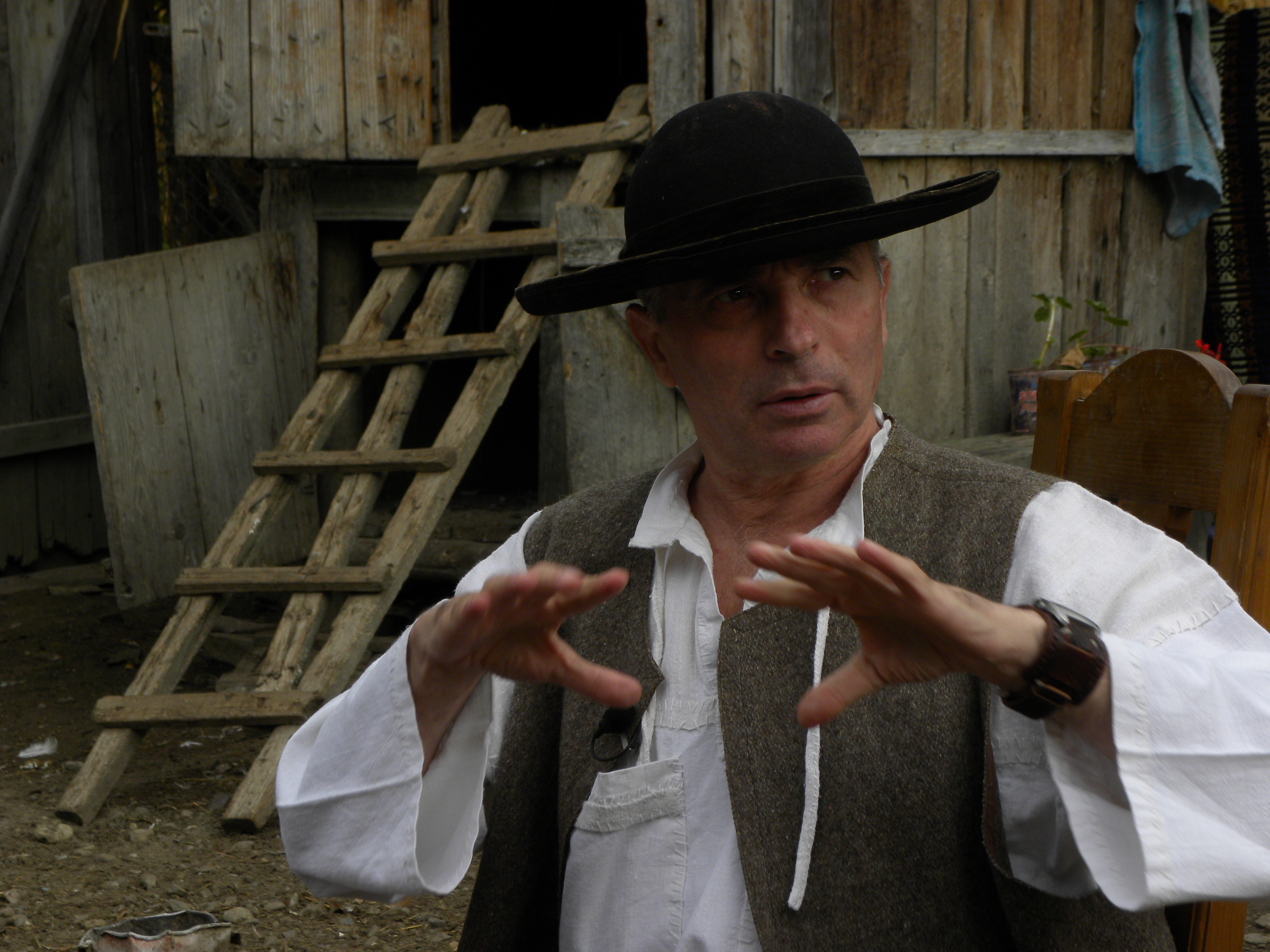 Marţi, în "Viaţa liberă", interviu cu Grigore Leşe - "Împăratul horelor"