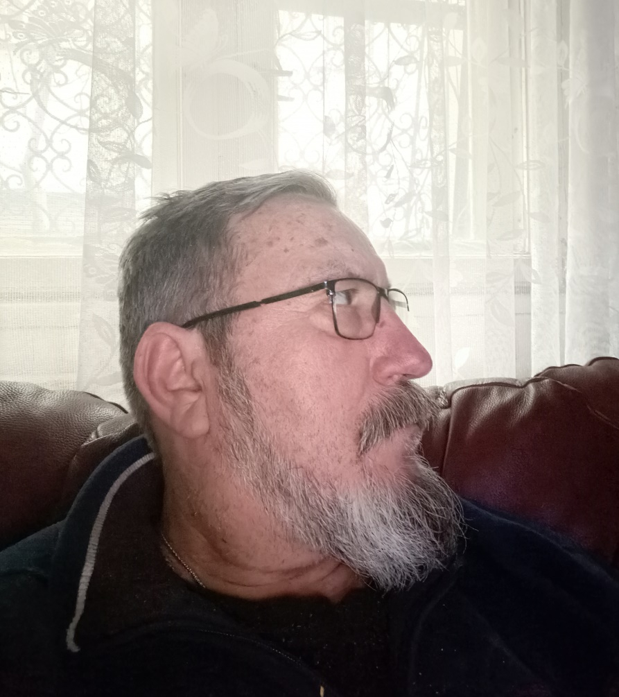 Timpul perfect din poemele toamnei, la Cenaclul „Noduri și Semne”